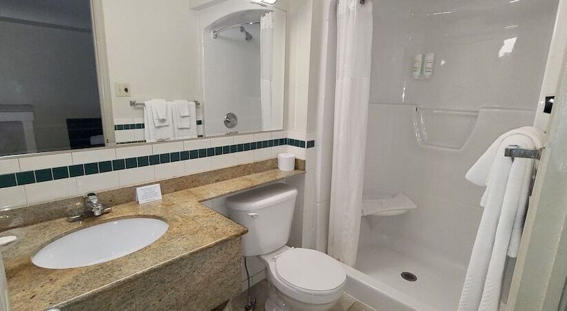 酒店 Riviera Inn And Suites 1000 Islands