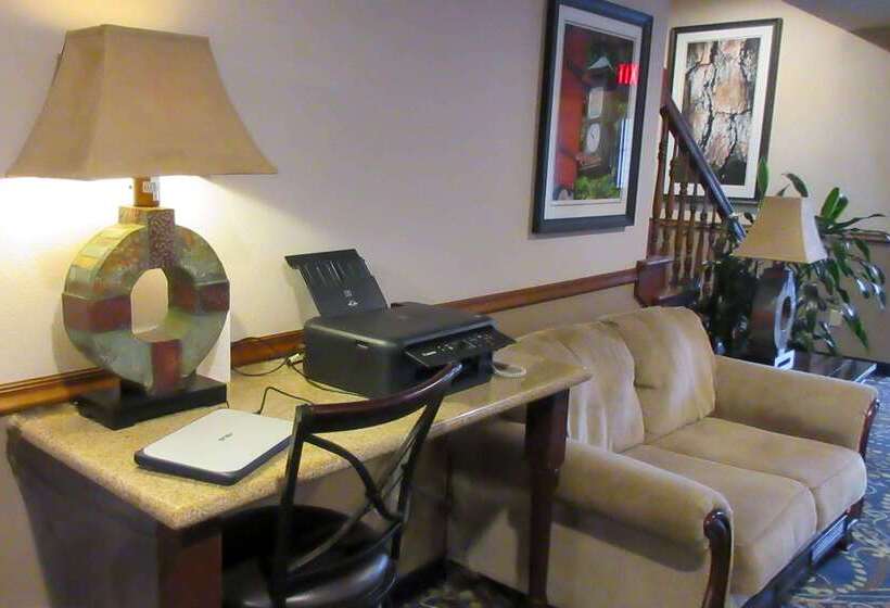 호텔 Quality Inn & Suites Red Wing