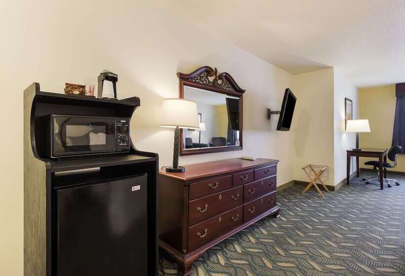 호텔 Quality Inn & Suites Red Wing