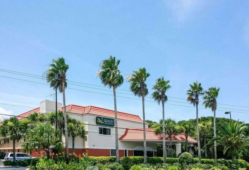 هتل Quality Inn & Suites St Augustine Beach Area