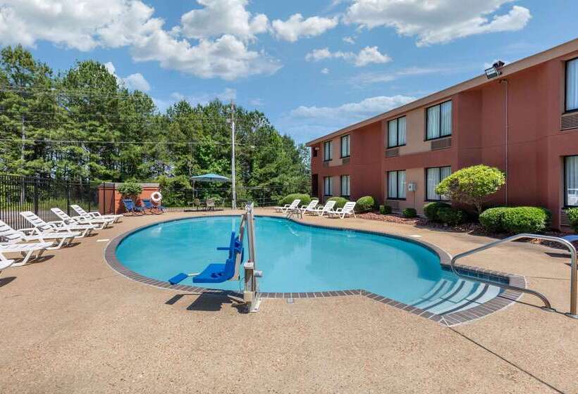 هتل Rodeway Inn Tuscaloosa Near University