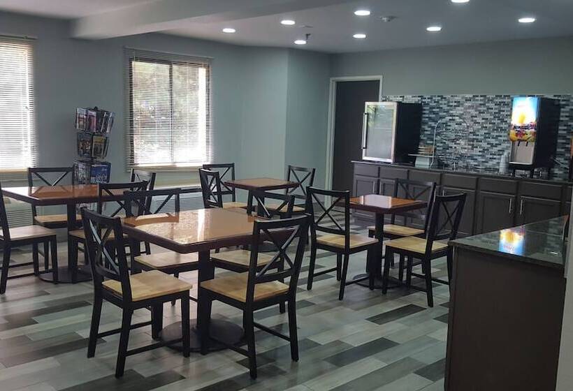 هتل Rodeway Inn Tuscaloosa Near University