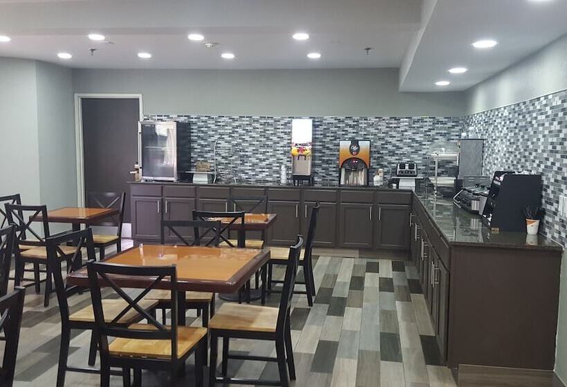 هتل Rodeway Inn Tuscaloosa Near University