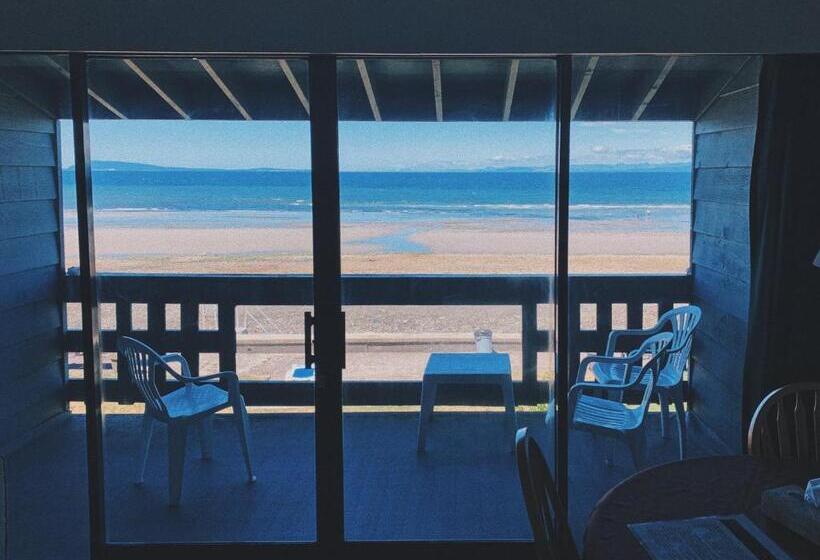 فندق Sand Pebbles Inn