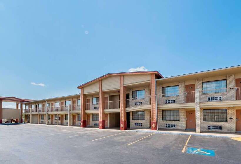 בית מלון כפרי Super 8 By Wyndham Waco/mall Area Tx