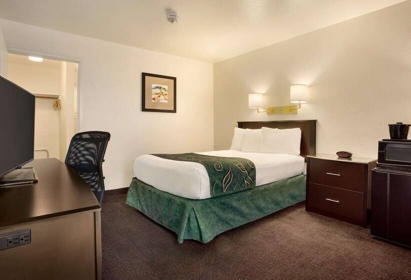 فندق Travelodge By Wyndham Winslow
