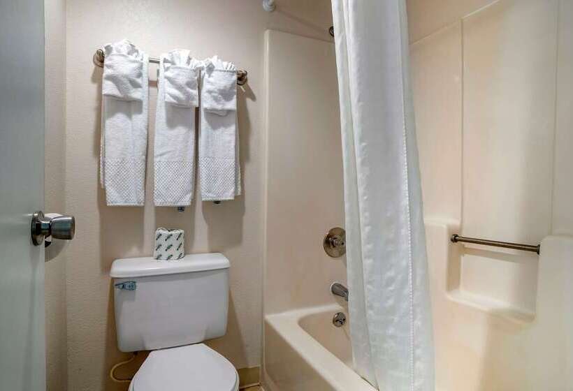 منتجع Econo Lodge Inn & Suites Rehoboth Beach