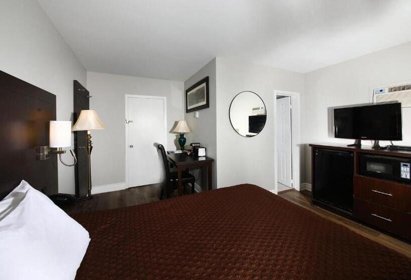 Cedar Lodge Motel