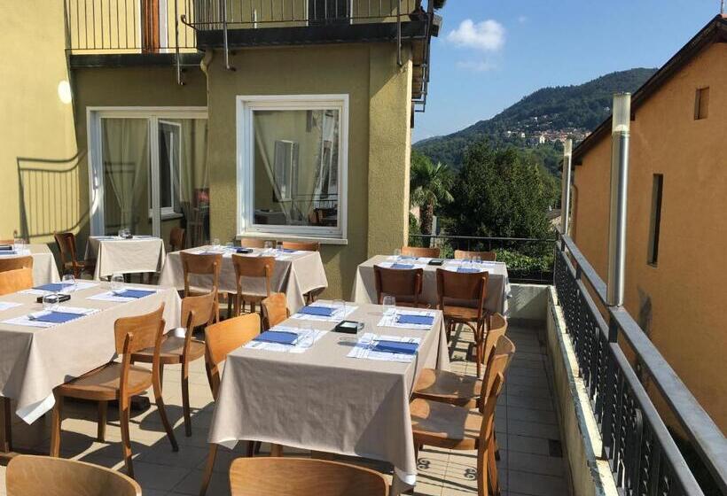 호텔 Albergo Ristorante Belcantone