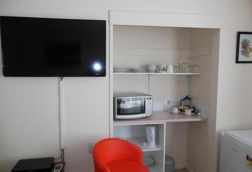 هتل Asure Camelot Arms Motor Lodge