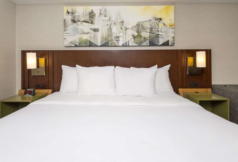 هتل Comfort Inn East