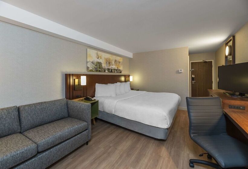 هتل Comfort Inn East