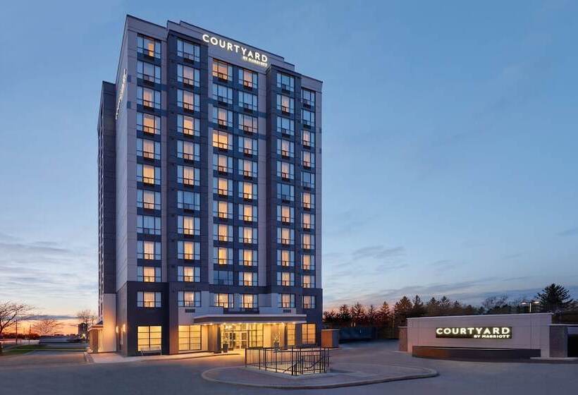 هتل Courtyard By Marriott Kitchener