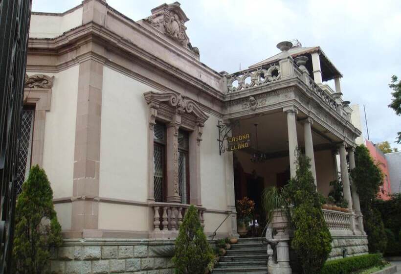 هتل La Casona Del Llano