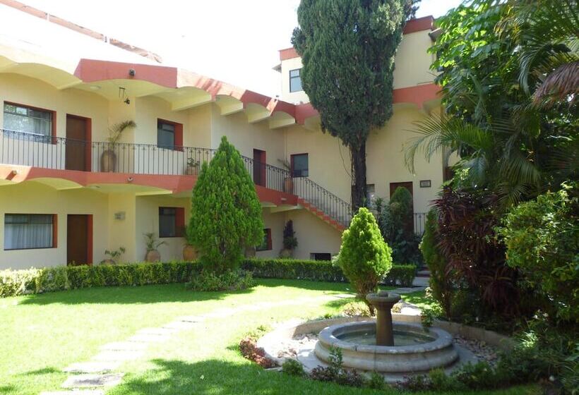 هتل La Casona Del Llano