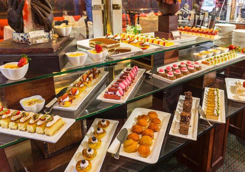 هتل Park Plaza Santiago