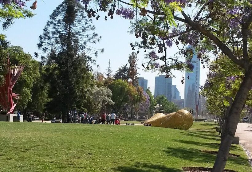 هتل Park Plaza Santiago