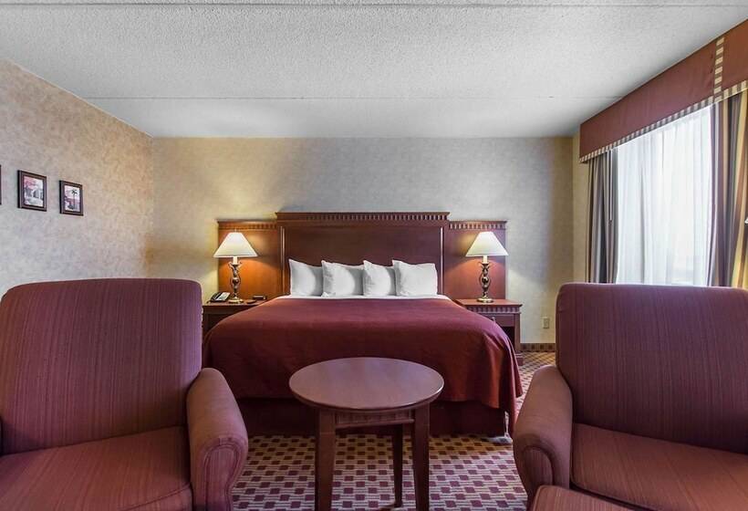 فندق Quality Inn & Suites Bay Front