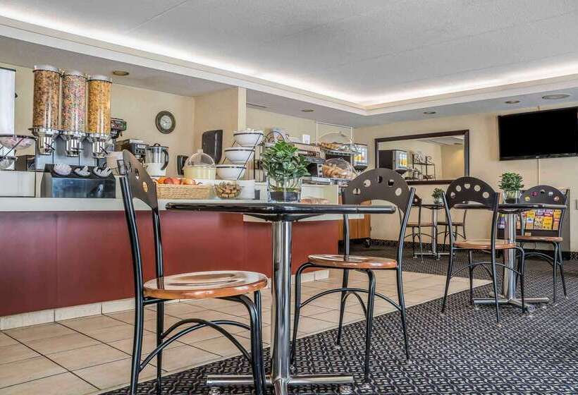 هتل Comfort Suites