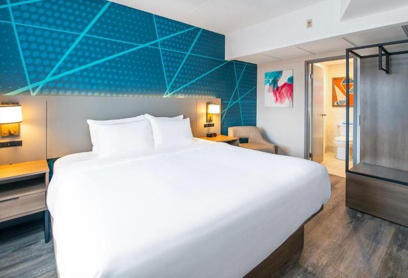هتل Comfort Suites
