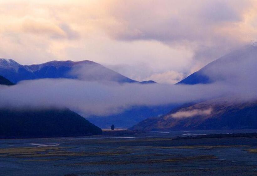 בית מלון כפרי The Bealey