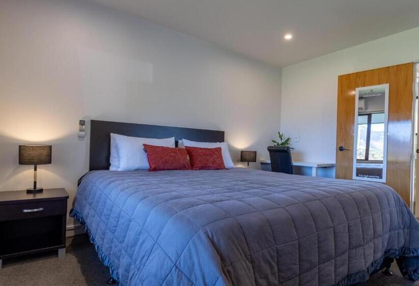 בית מלון כפרי The Bealey