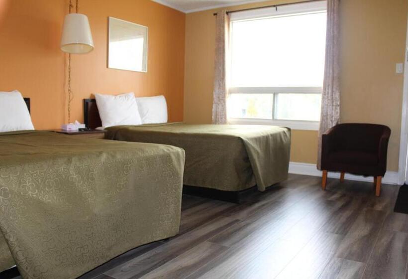 فندق Travellers Inn