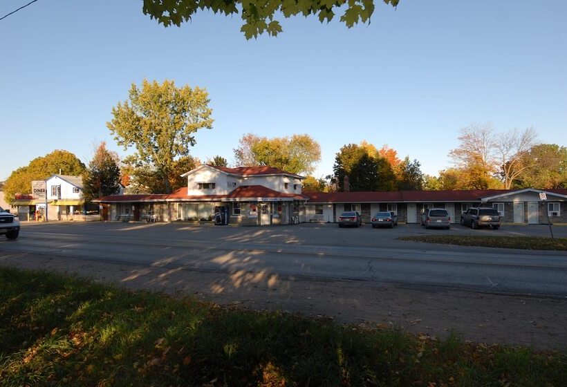 فندق على الطريق Kings Inn Orillia
