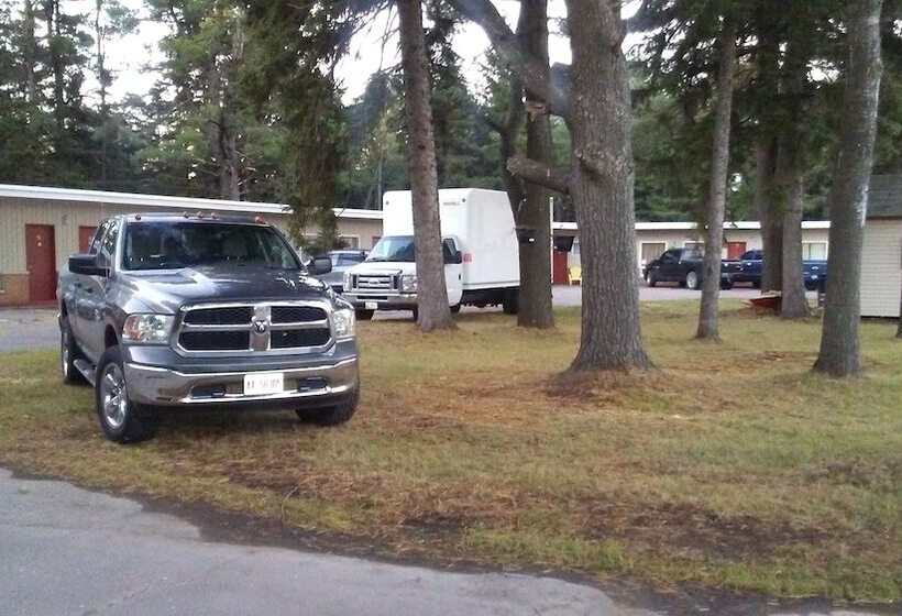 Pine Grove Motel