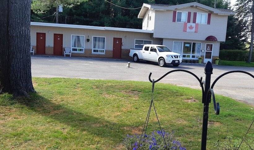 Pine Grove Motel