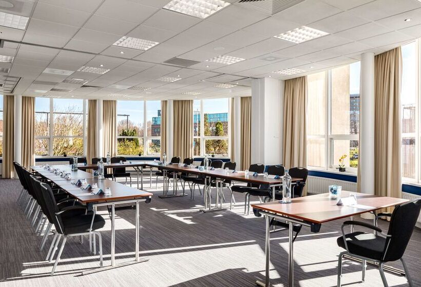 هتل NH Zoetermeer