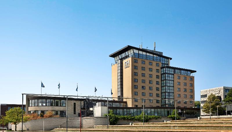 هتل NH Zoetermeer