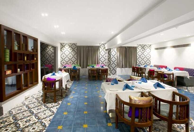 בית מלון כפרי Regenta Central Deccan