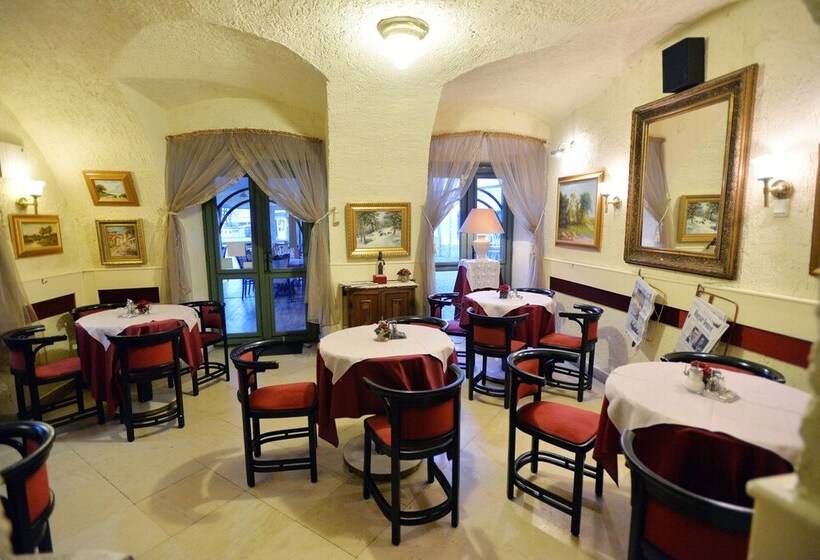 Отель Senator Ház