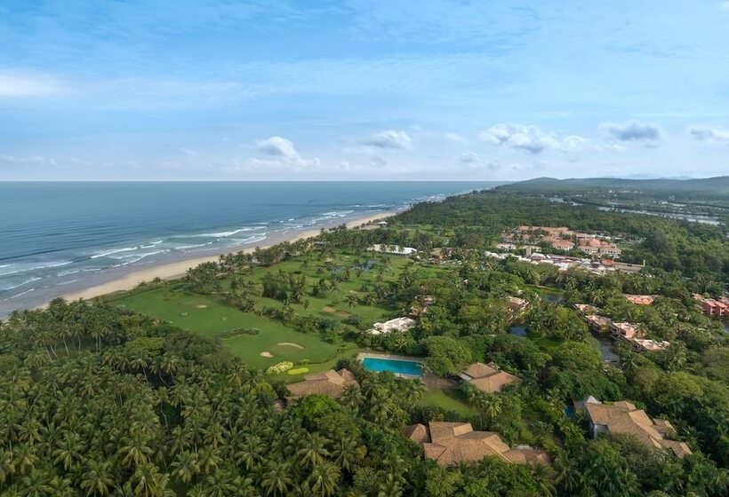 هتل The St. Regis Goa Resort