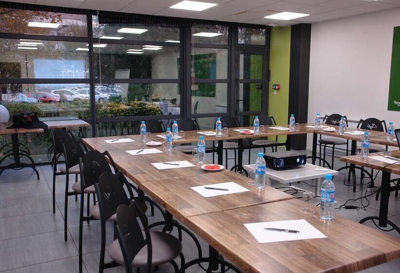 Brit Hotel Confort Rouen Centre