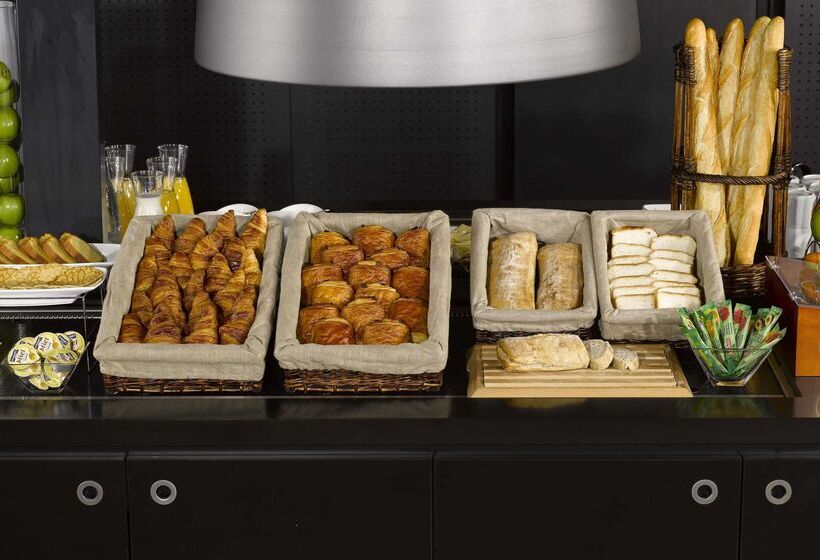 هتل Campanile Hendaye