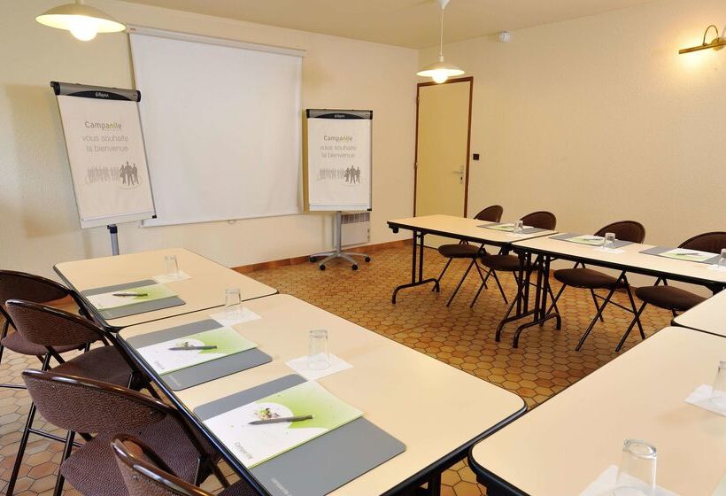 ホテル Campanile Lorient  Lanester