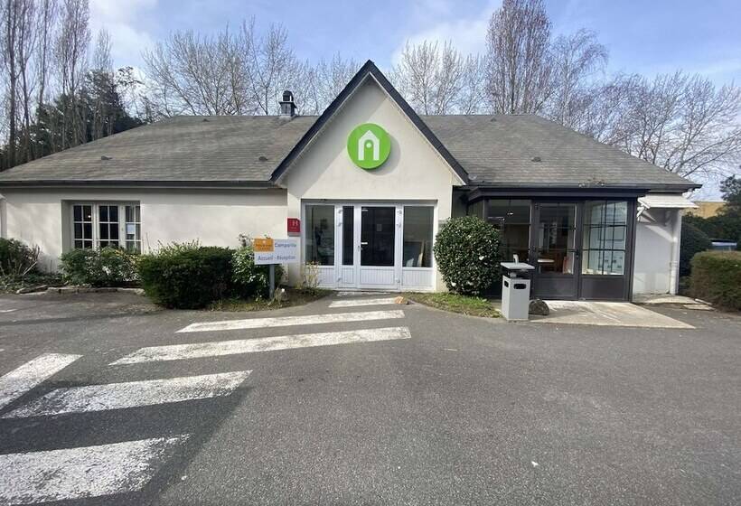 Отель Campanile Nantes ~ Rezé Aéroport