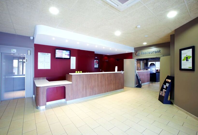 בית מלון כפרי Campanile Paris Ouest Chaville