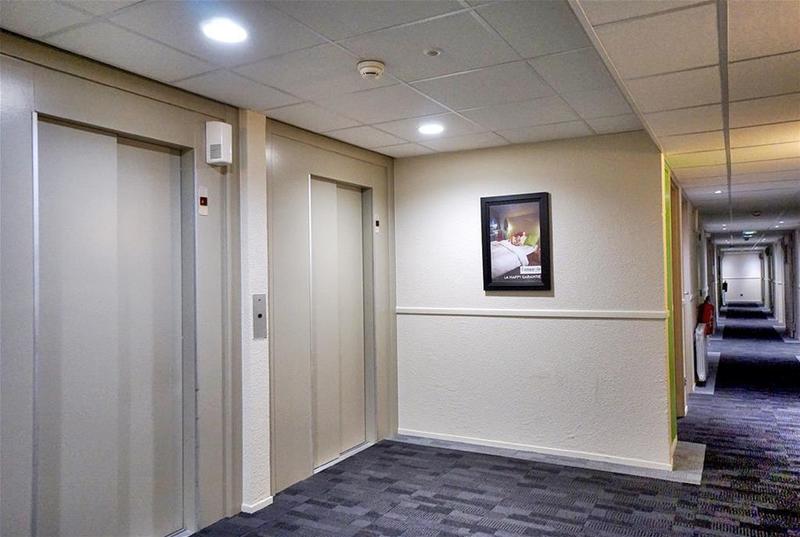 בית מלון כפרי Campanile Paris Ouest Chaville