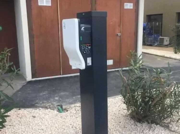 فندق Campanile Sete  Balaruc