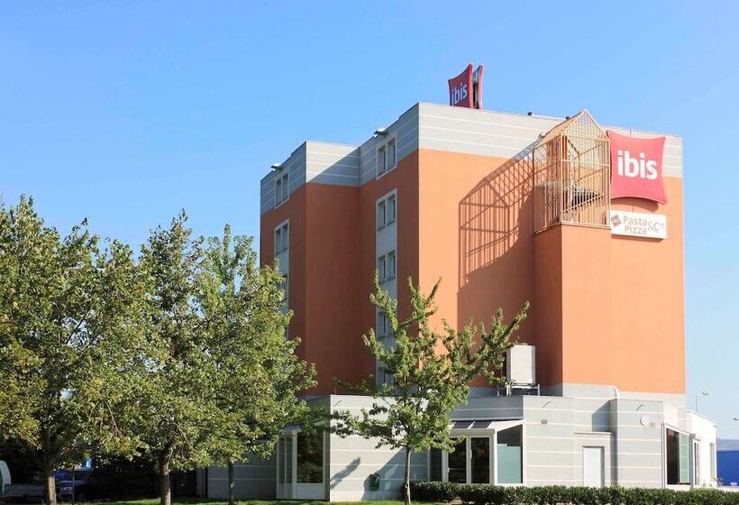 בית מלון כפרי Ibis Lyon Sud Chasse Sur Rhone