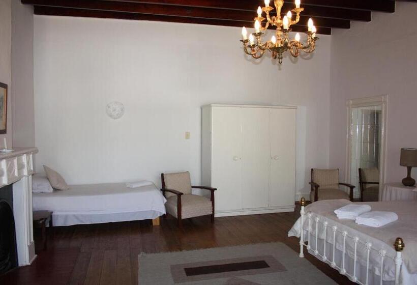 בית מלון כפרי Karoopark Guest House
