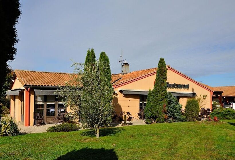 فندق Kyriad Niort   La Crèche