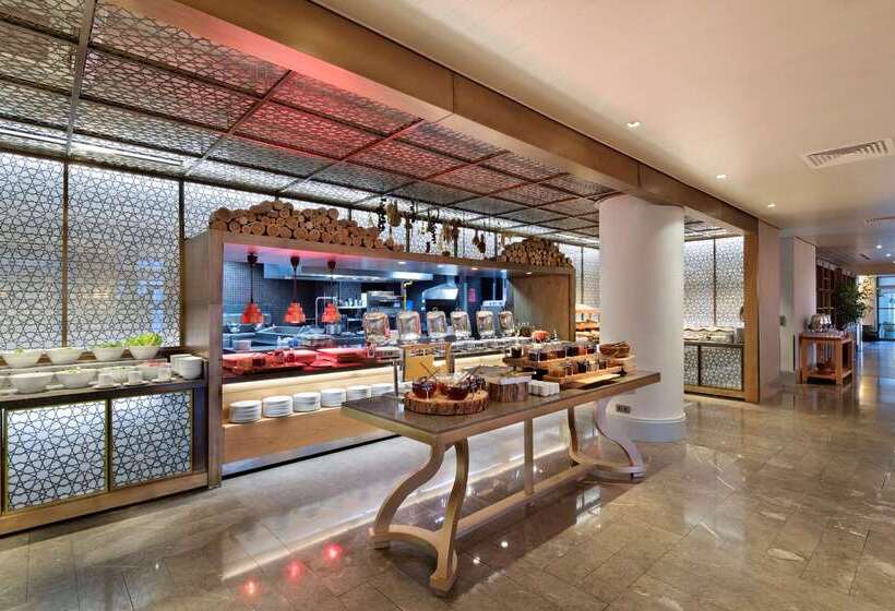 هتل Mersin Hiltonsa