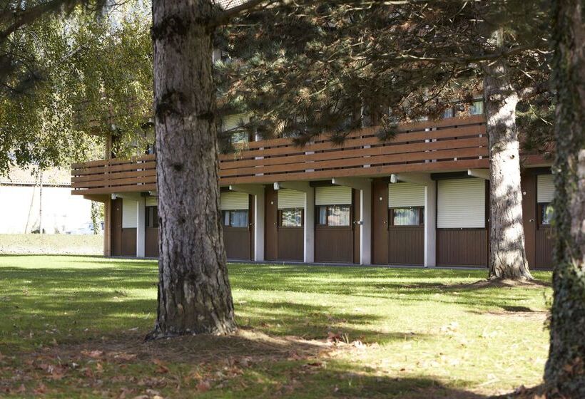 בית מלון כפרי Campanile Grenoble Nord   Moirans Voreppe