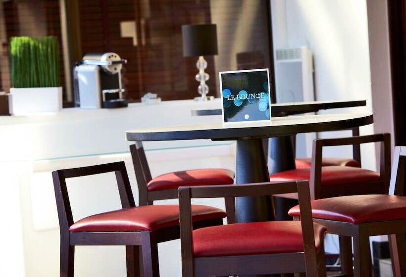 בית מלון כפרי Campanile Grenoble Nord   Moirans Voreppe