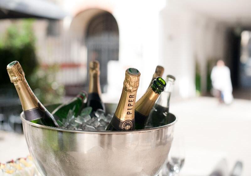 فندق Renaissance Paris Nobel Tour Eiffel