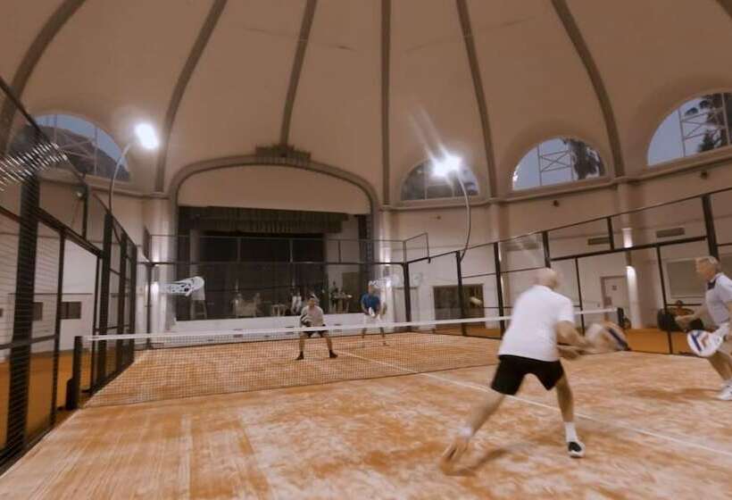 בית מלון כפרי The Bay